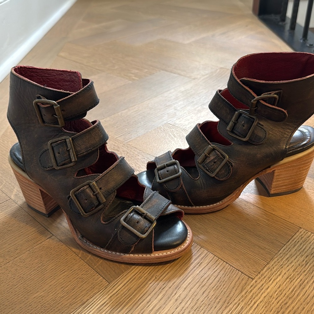 Freebird Quail, size 7